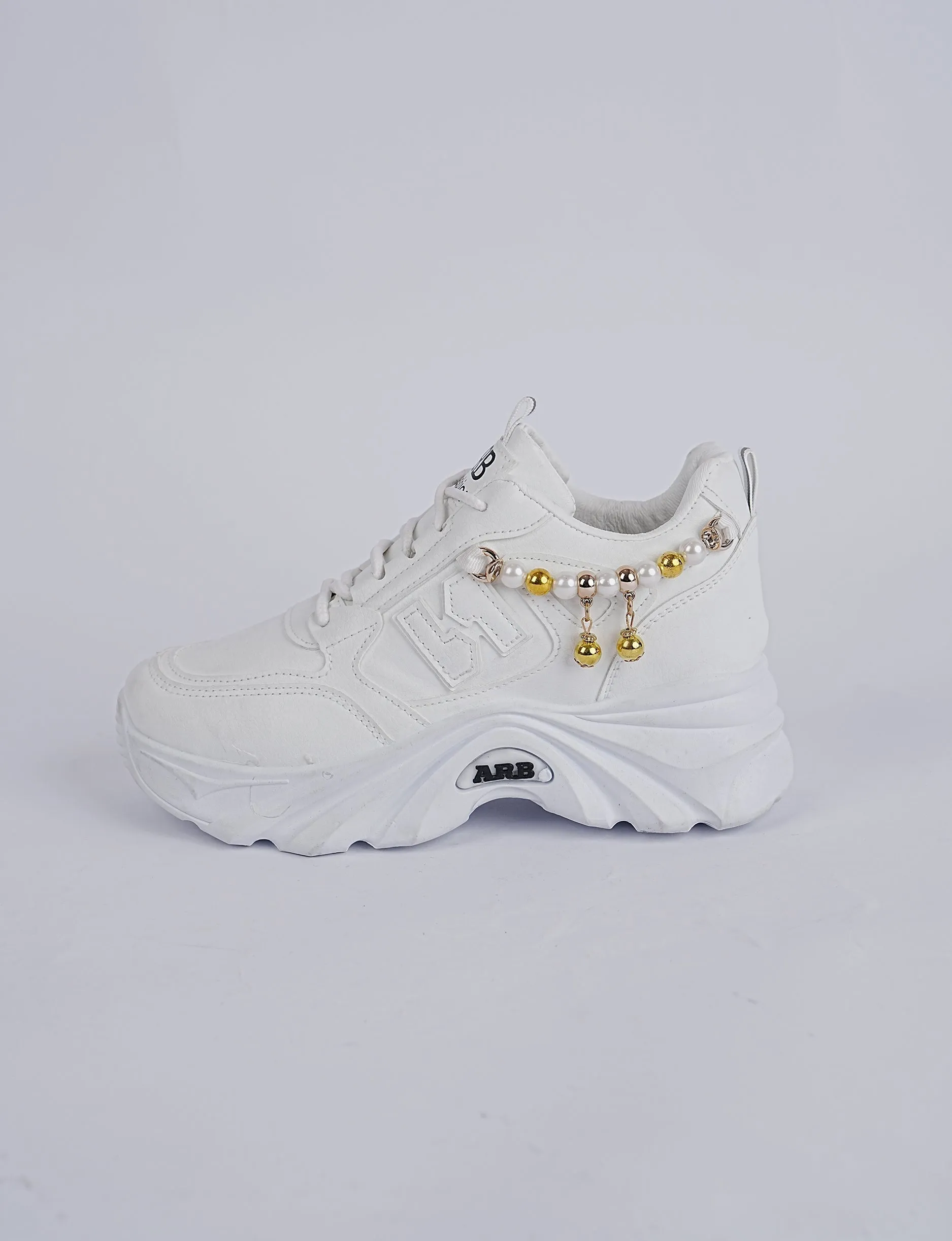 Blush Pearl Walkers White – Graceful Steps, Timeless Style