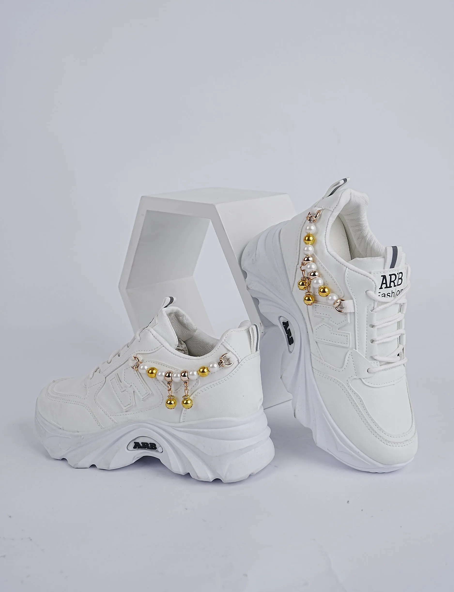 Blush Pearl Walkers White – Graceful Steps, Timeless Style