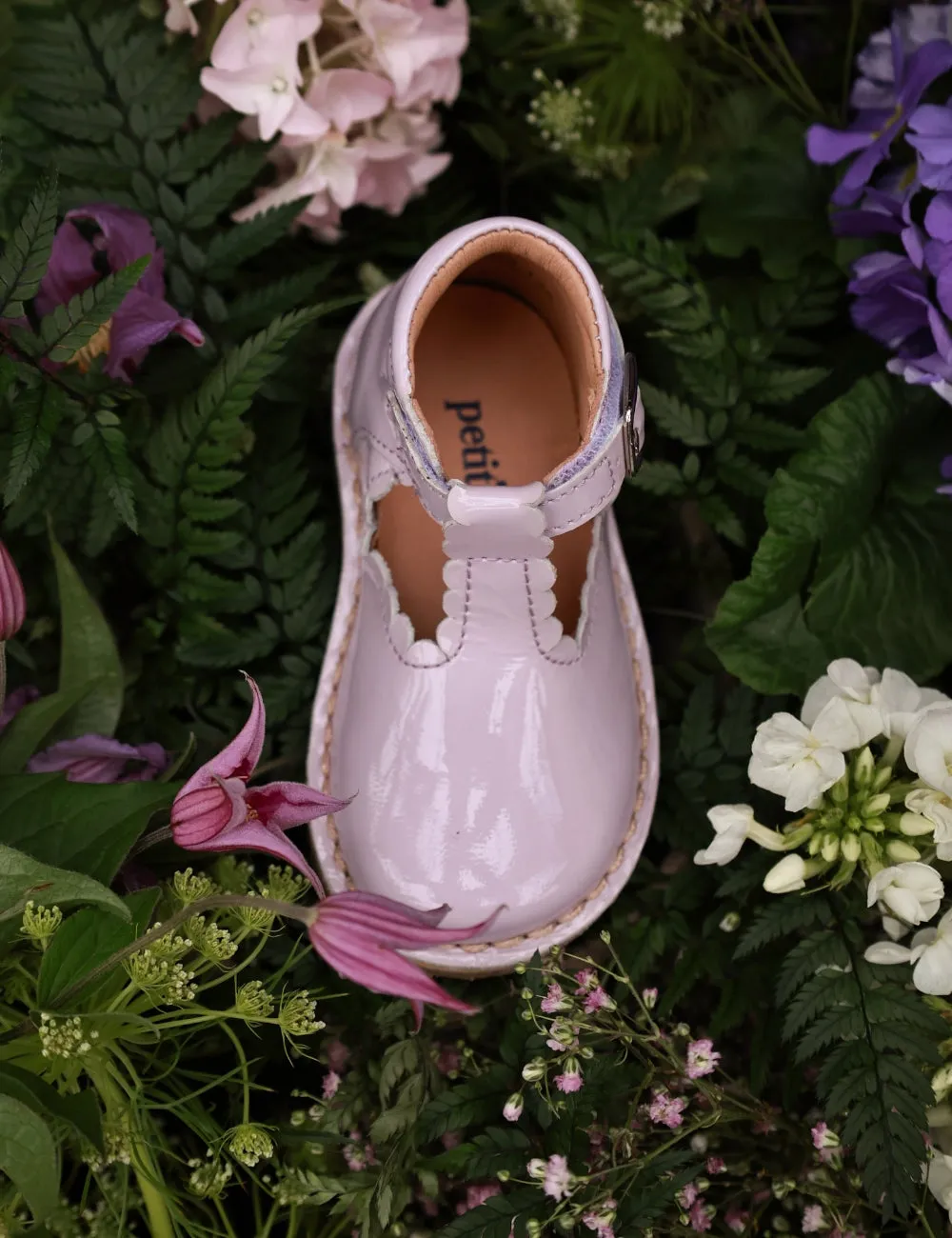 T-Bar Scallop - Iris Patent