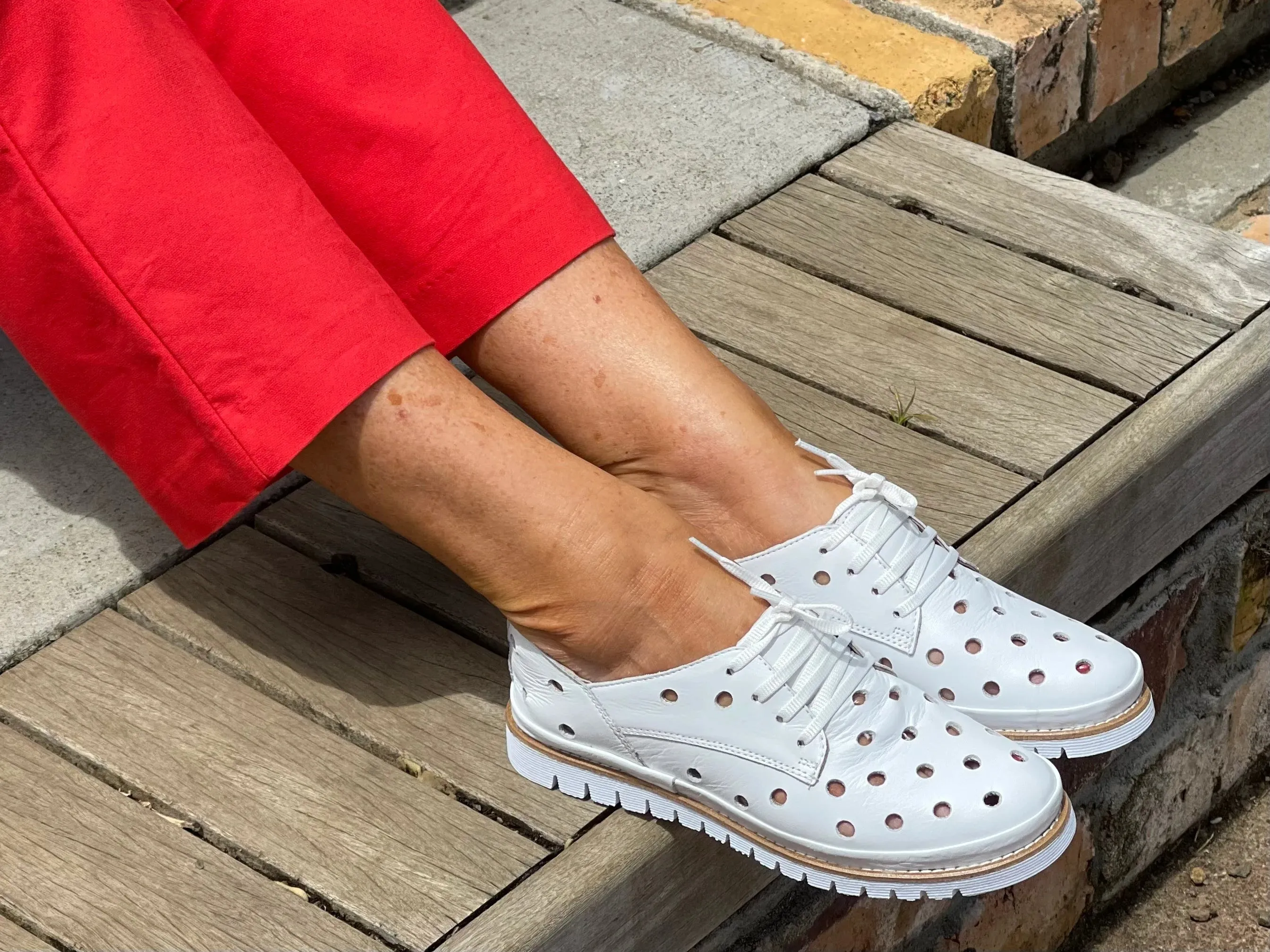 Via Nova Caesar White Leather Sneakers